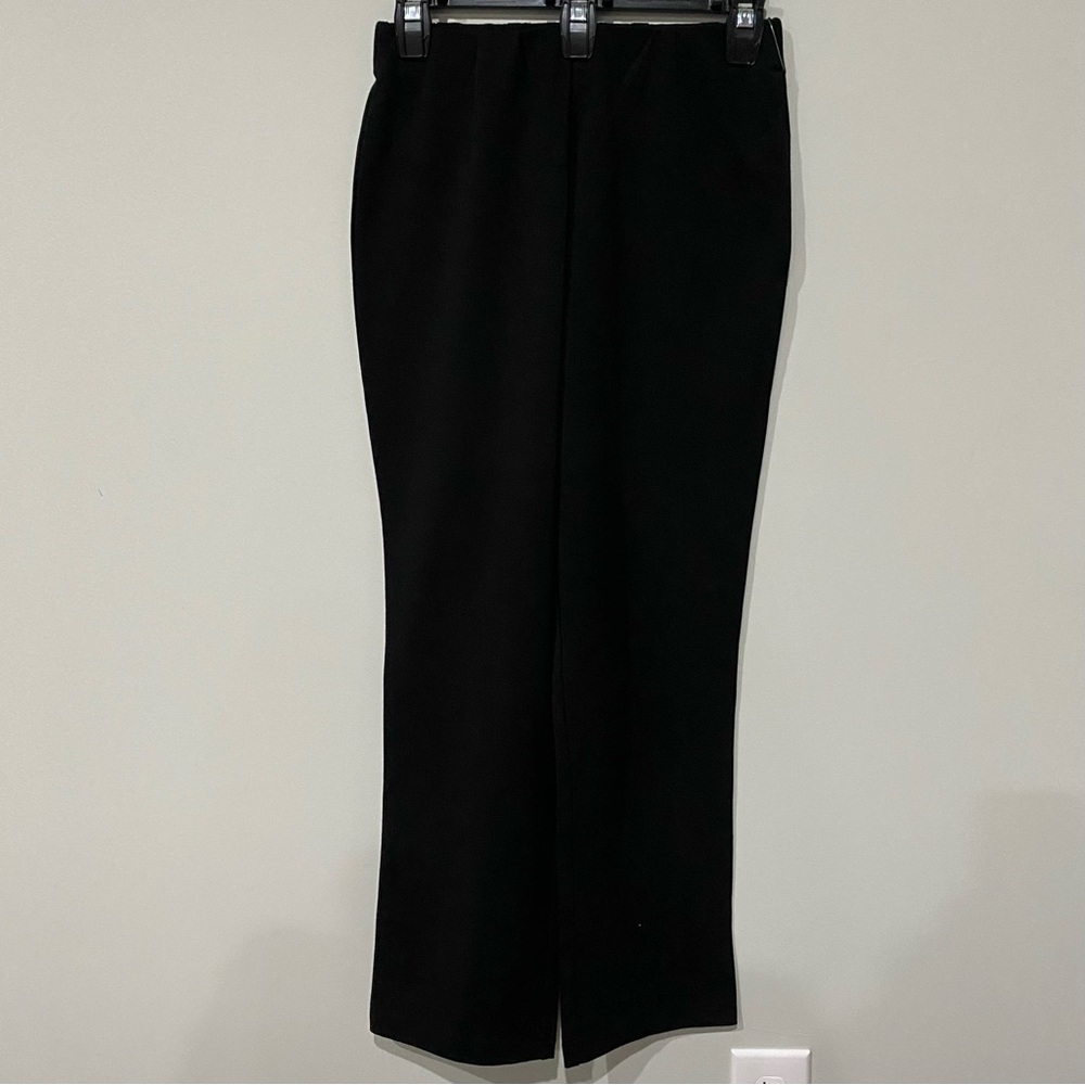 New L. L. Bean pull on pants